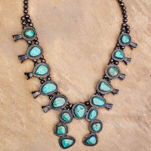 Vintage Old Pawn Green Blue Turquoise Squash Blossom Necklace